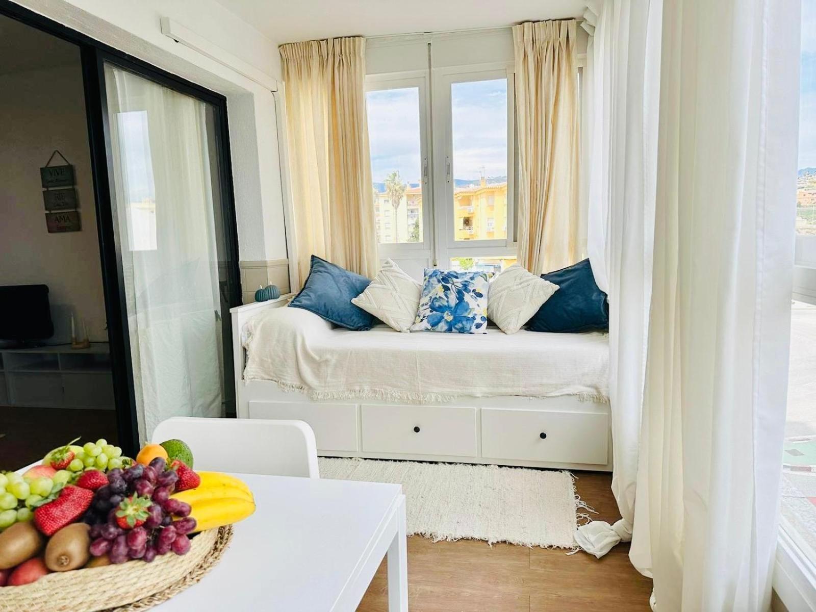 Estudio Pepa Luna Algarrobo Apartamento Málaga